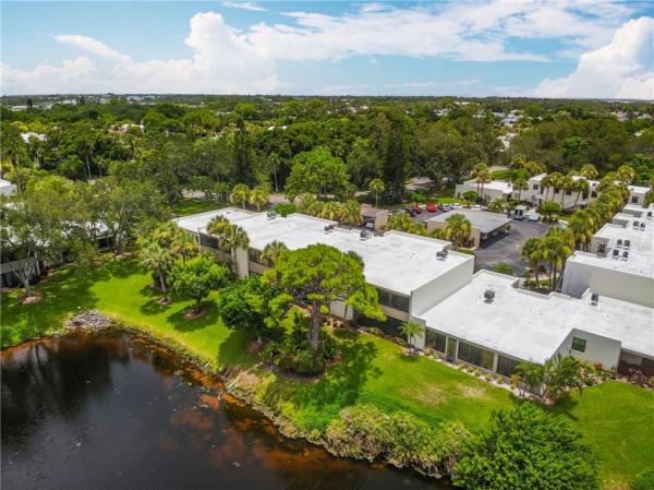 WILDEWOOD SPGS II C CONDO