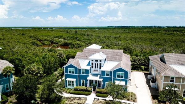 MANGROVE WALK ON HARBOUR ISLE P1