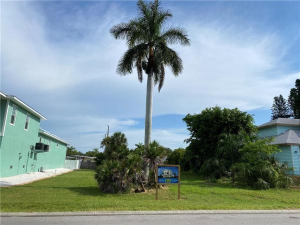 PALMA SOLA BAY GARDENS