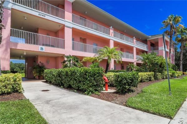 LAKE VIEW CONDO/HERITAGE LAKE PARK