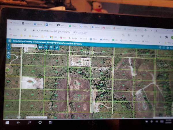 TR 12 GOLDEN RANCHES