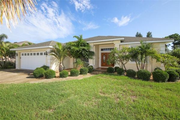 ROTONDA WEST BROADMOOR