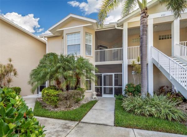 FAIRWAY GLEN ST ANDREWS PARK