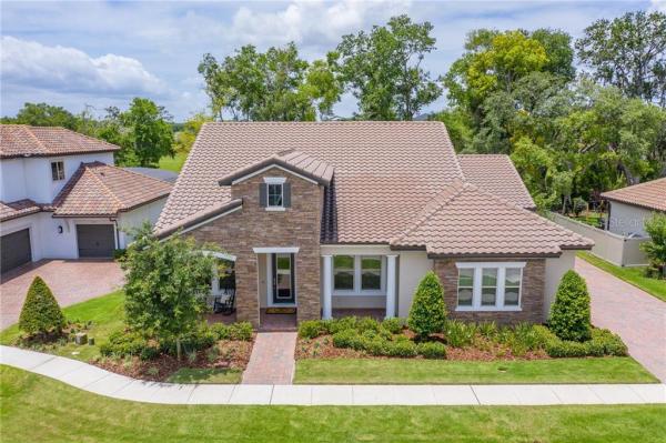 TWELVE OAKS AT LAKE MARY