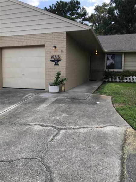 THE VILLAS OF BELLEVIEW