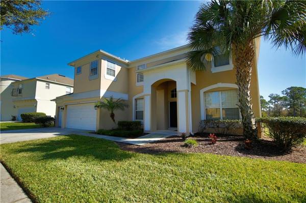 EMERALD ISLAND RESIDENCE PH 3