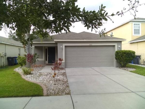 CARRIAGE POINTE PH 1