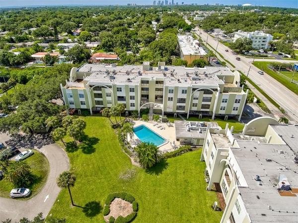 RACQUET CLUB NORTHEAST CONDO THE