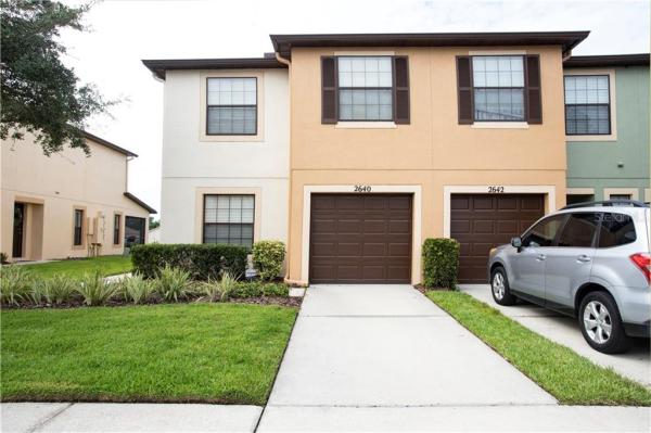 EDGEWATER AT LAKE BRANDON