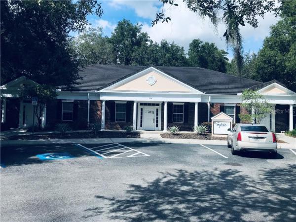 BLOOMINGDALE EXECUTIVE PARK