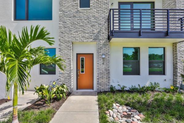 WESTSHORE VILLAGE TWNHMS