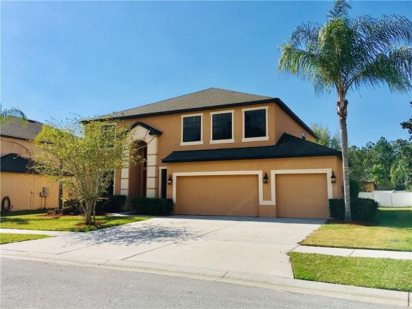 SUNCOAST LAKES PH 02