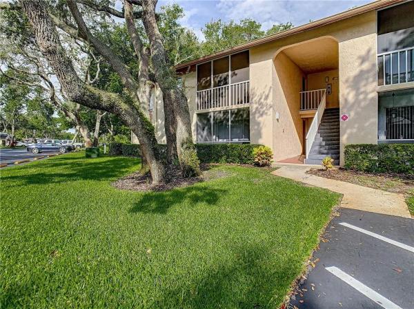 PINE RIDGE AT SUGAR CREEK