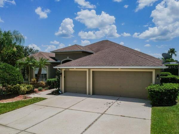 VALENCIA GARDENS PH 03