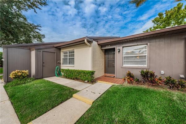 HOLIDAY LAKE VILLAS CONDO