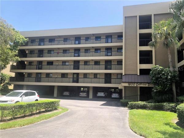 GREEN DOLPHIN PARK MID-RISE CONDO