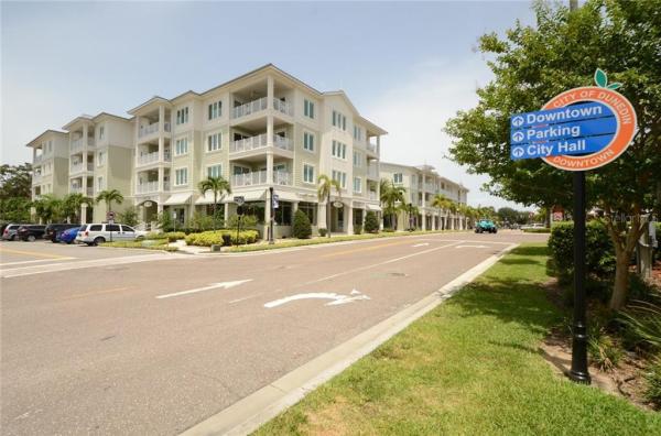 VICTORIA PLACE CONDO