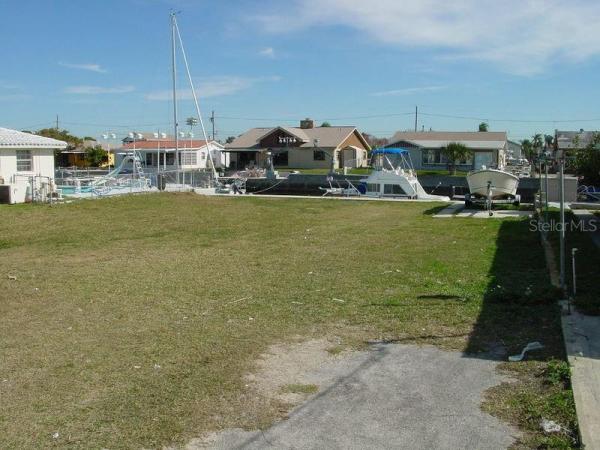 HUDSON BEACH ESTATES