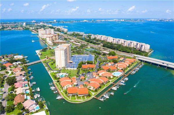 VILLAS ON POINT BRITTANY CONDO