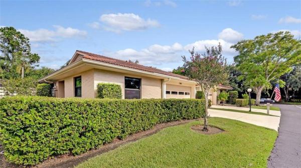 CENTER GATE ESTATE VILL 5