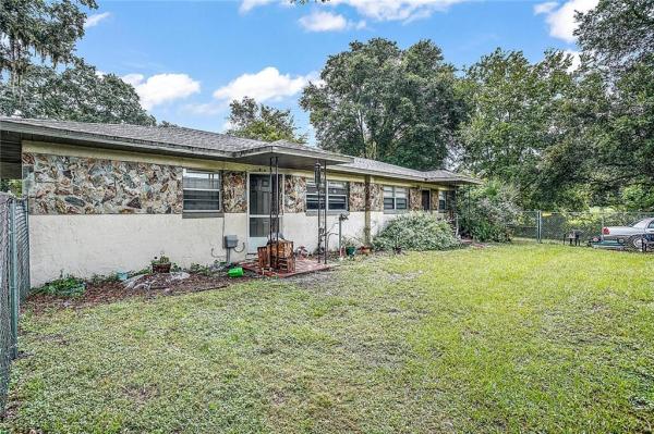 LEESBURG HANSONS ADD 01