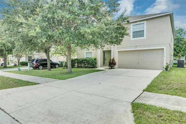 OVERLOOK AT LAKE GRIFFIN