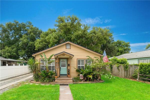 DAVIS & MITCHELLS ADD TO APOPKA