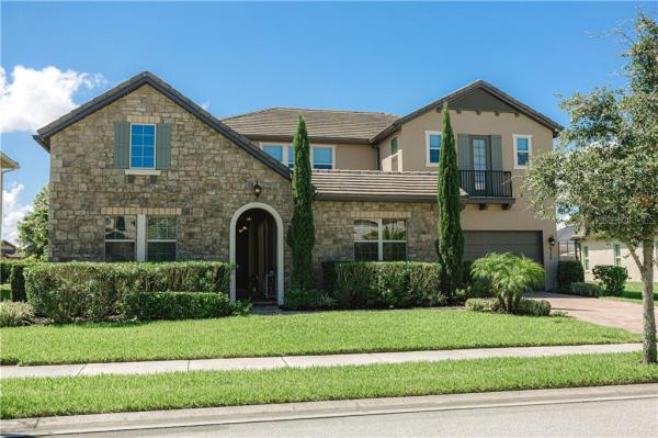 WATERSIDE ON JOHNS LAKE