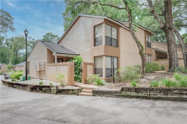 VILLAGE TWNHMS A CONDO