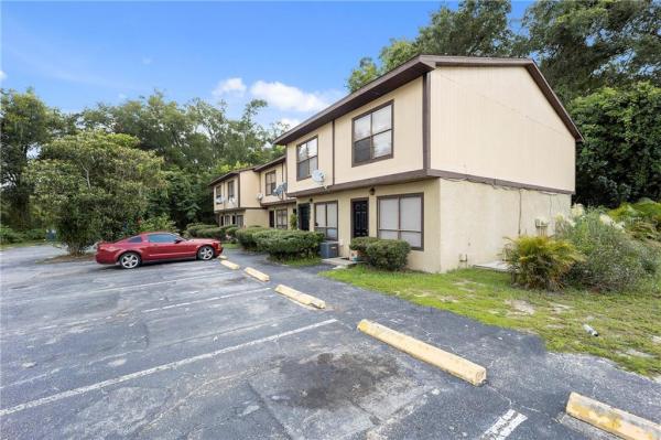 SHELTERING PINES RANCHES