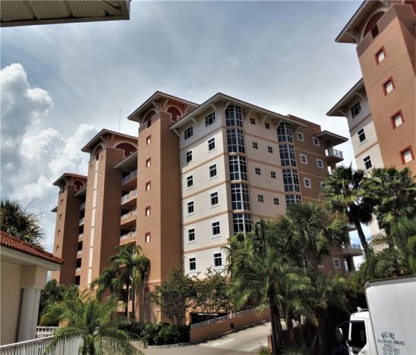 GRANDE VERANDAHS ON THE BAY CONDO