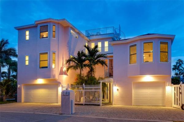 TREASURE ISLAND HAUS CONDO