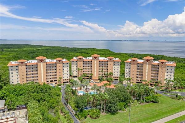 GRANDE VERANDAHS ON THE BAY CONDO