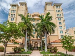 MERIDIAN AT THE OAKS PRESERVE