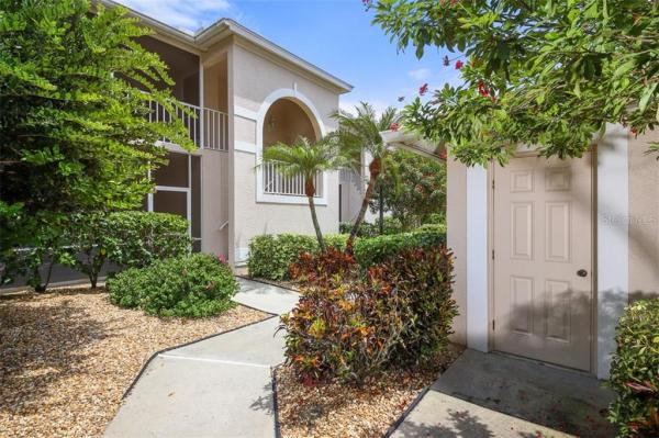 STONEYBROOK VERANDAS 1