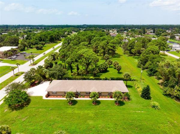 ROTONDA WEST PEBBLE BEACH