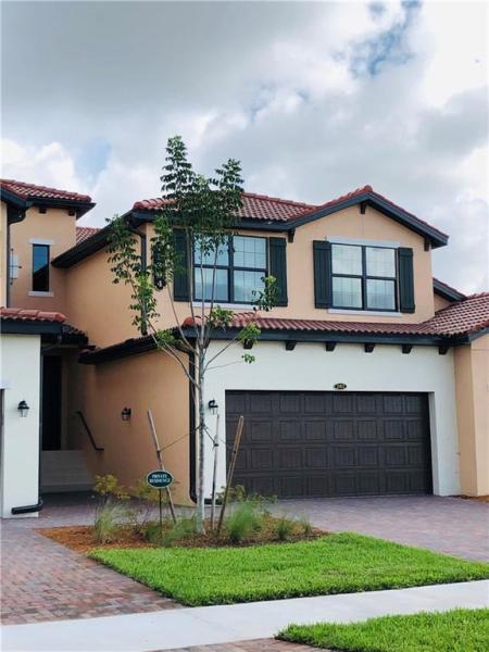 8627 - TARFLOWER I AT SARASOTA NATIONAL