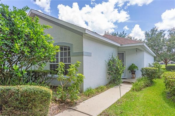 MOUNT DORA COUNTRY CLUB MOUNT DORA PH 02-1