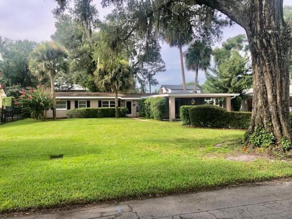 V H MUSSELWHITES SUB