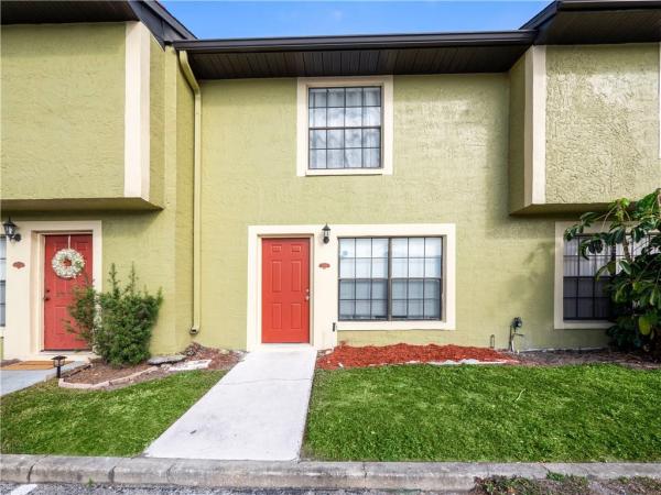 HIDDEN OAKS CONDO PH 04