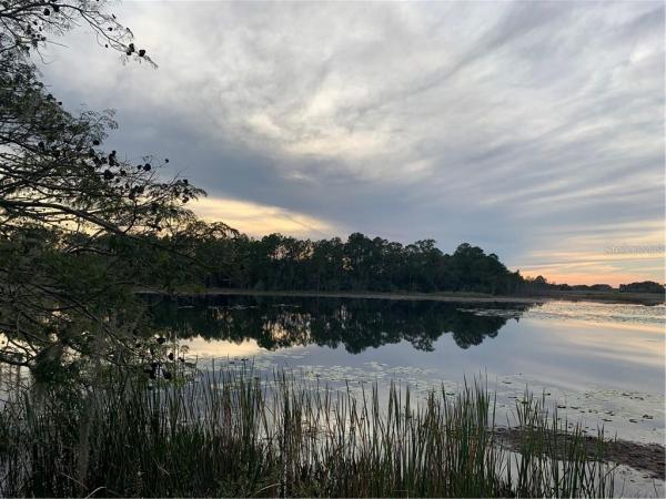 HICKORY LAKE ESTATES