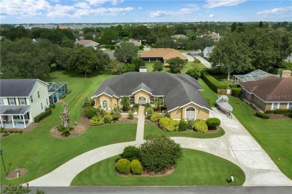 ELOISE POINTE ESTATES