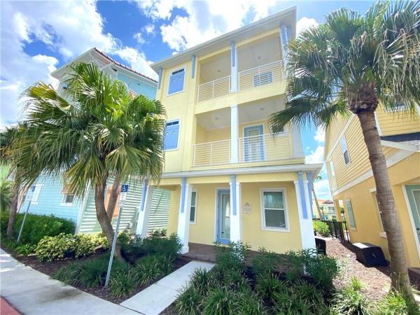 MARGARITAVILLE, ROLLING OAKS