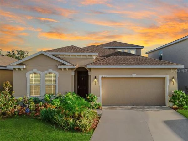 CARRIAGE POINTE SOUTH PH 2D2