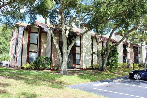 HARBOURTOWNE AT COUNTRY