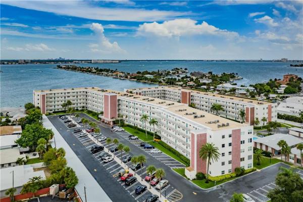 REGENCY WEST APTS CONDO