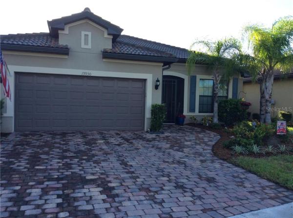 ISLANDWALK AT THE WEST VILLAGE