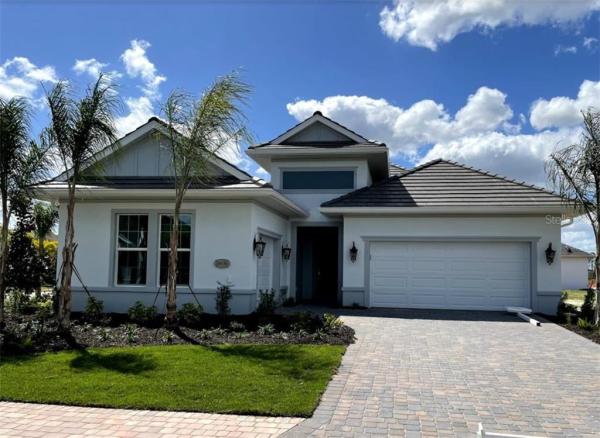 COUNTRY CLUB EAST AT LAKEWOOD RANCH