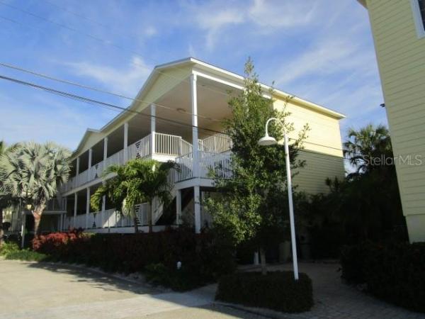 BEACH CLUB AT SIESTA KEY
