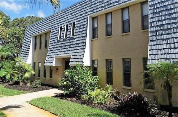 VICTORIA PALMS CONDO